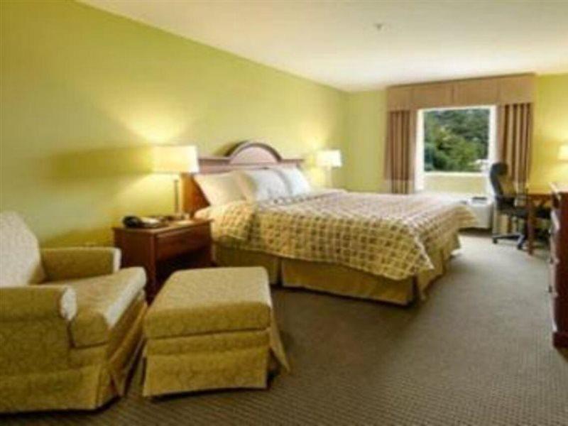 Days Inn & Suites By Wyndham Swainsboro Kültér fotó