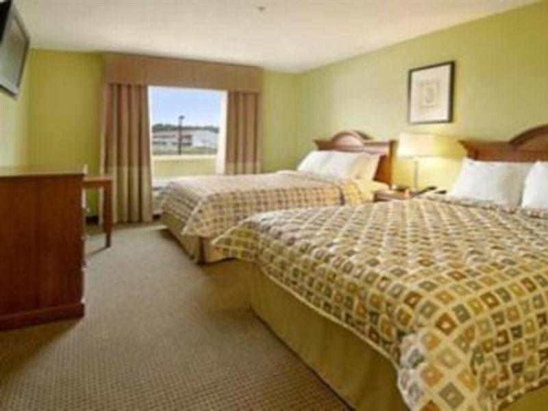 Days Inn & Suites By Wyndham Swainsboro Kültér fotó