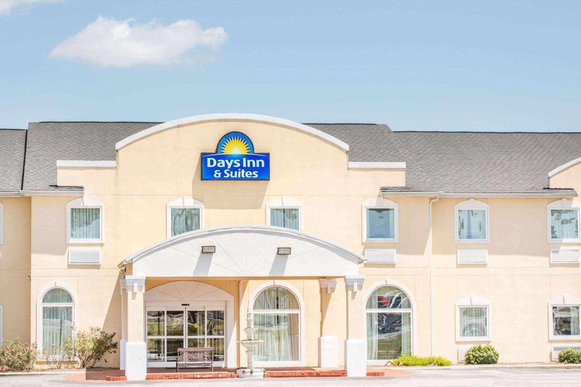Days Inn & Suites By Wyndham Swainsboro Kültér fotó